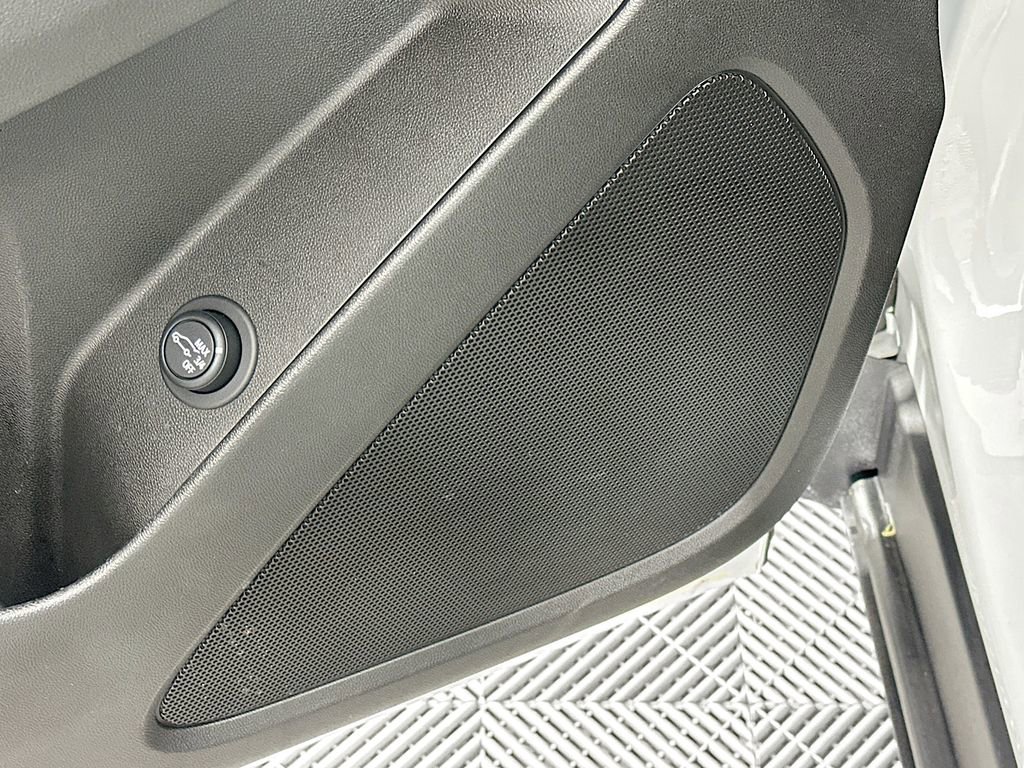 Used 2024 Chevrolet Equinox LT image 25