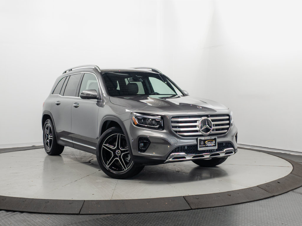 Certified 2026 Mercedes-Benz GLB 250 4MATIC image 1