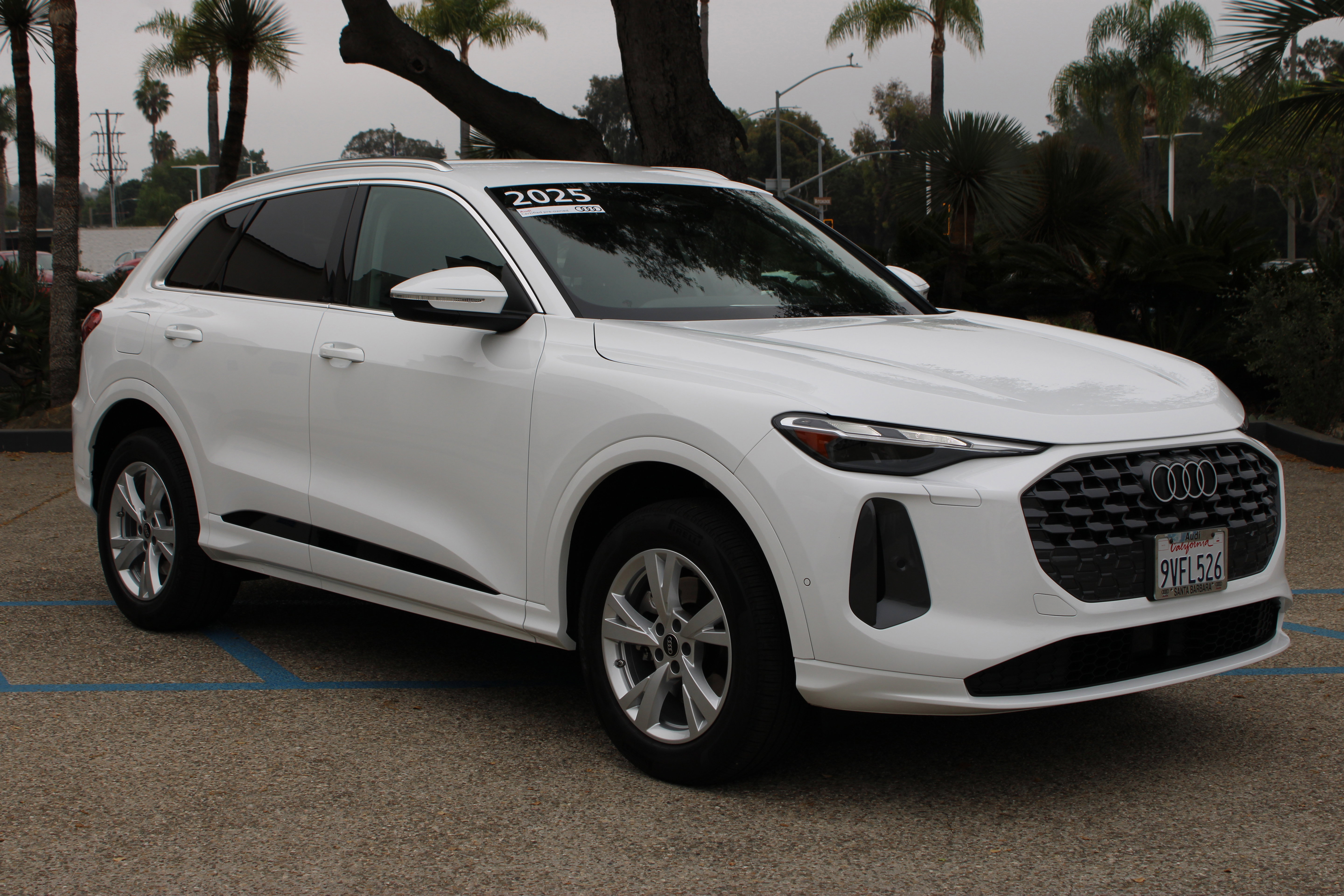 Certified 2025 Audi Q5 Premium w/ Convenience Package image 8