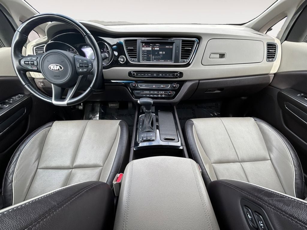 Used 2018 Kia Sedona SX Limited FWD image 11