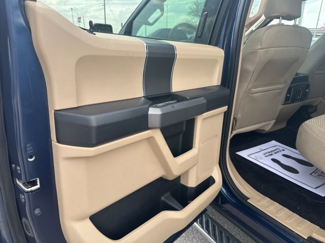 Used 2015 Ford F150 XLT w/ Equipment Group 302A Luxury image 33