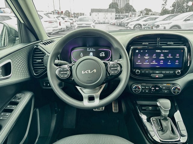 Certified 2024 Kia Soul S FWD image 21