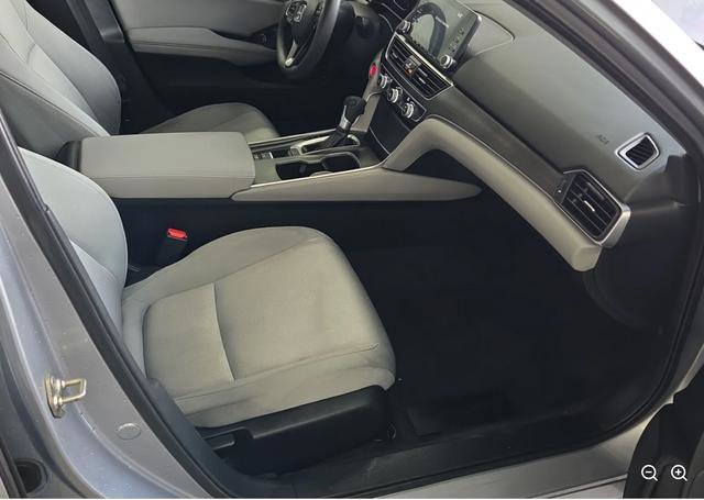 Used 2019 Honda Accord LX image 7