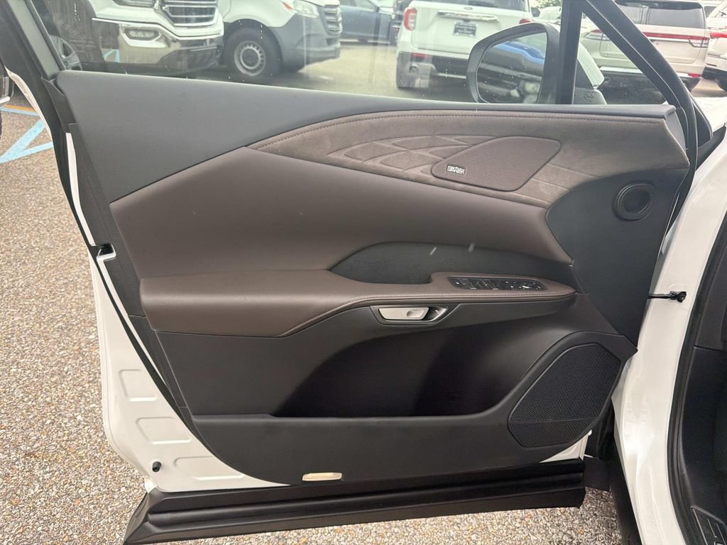Used 2023 Lexus RX 350 FWD w/ Accessory Package image 19