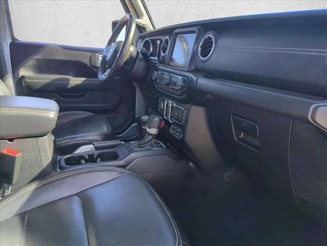Used 2020 Jeep Gladiator Overland w/ Uconnect 4C Nav & Sound Group image 23
