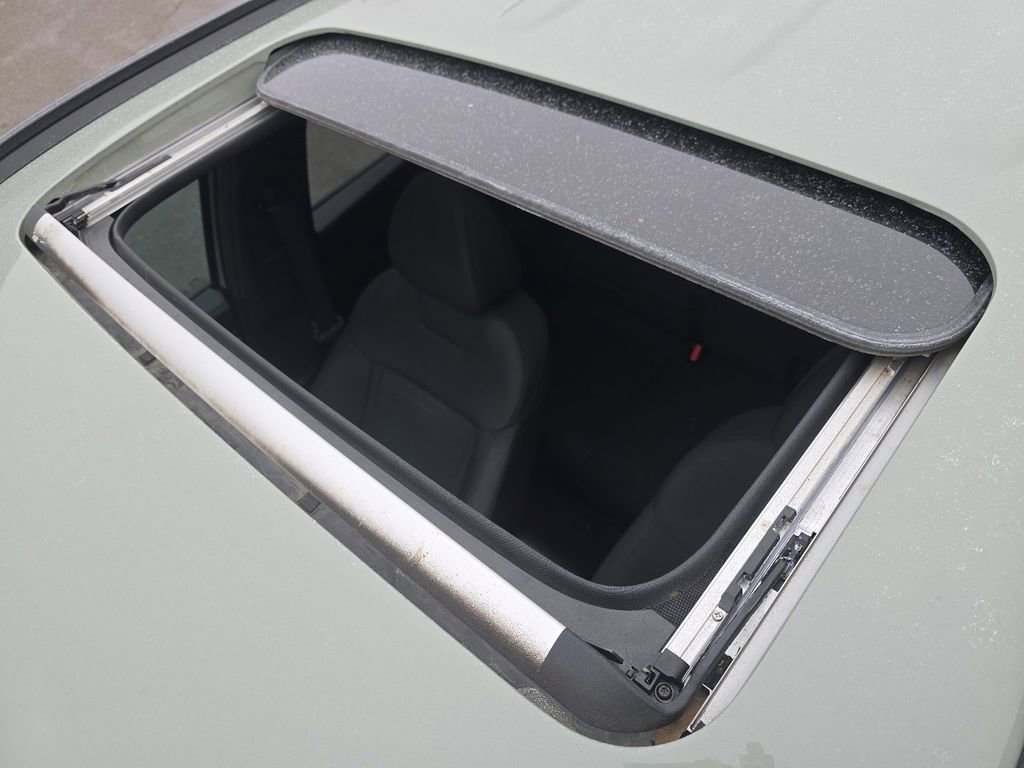 Used 2022 Hyundai Santa Cruz SEL Premium w/ Cargo Package image 3