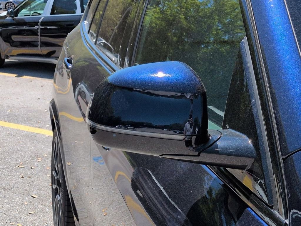 New 2026 BMW X5 xDrive50e w/ Executive Package image 12