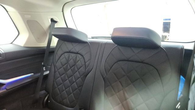 Used 2026 BMW X7 xDrive40i image 30