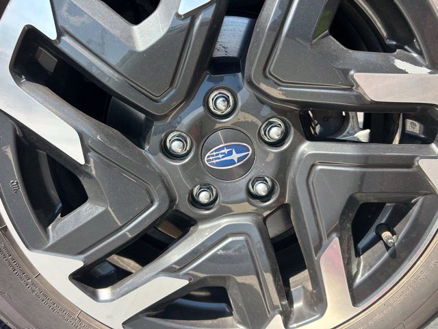 Used 2025 Subaru Forester Limited AWD/4WD image 9