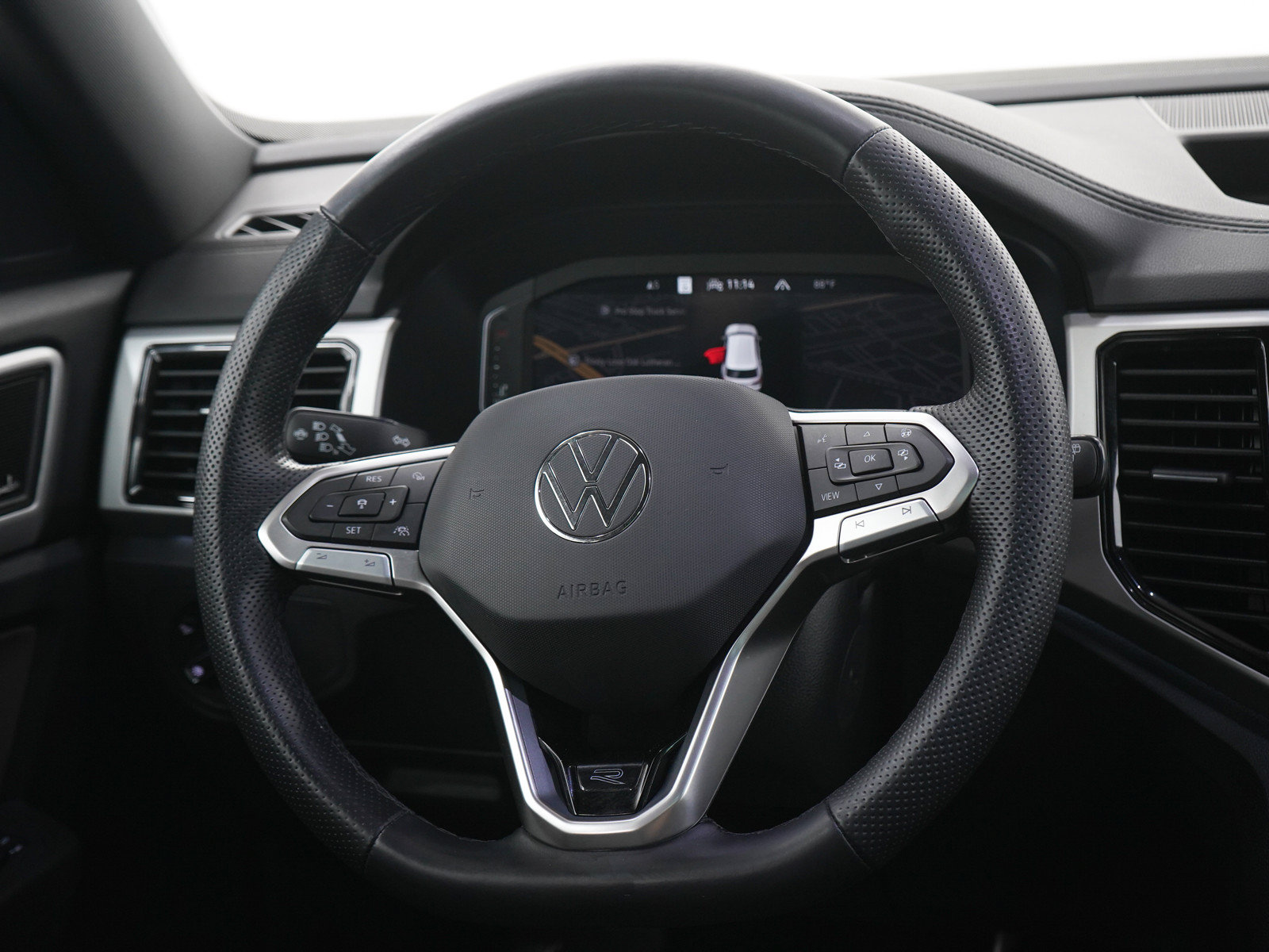 Used 2023 Volkswagen Atlas Cross Sport SEL Premium R-Line AWD/4WD image 18