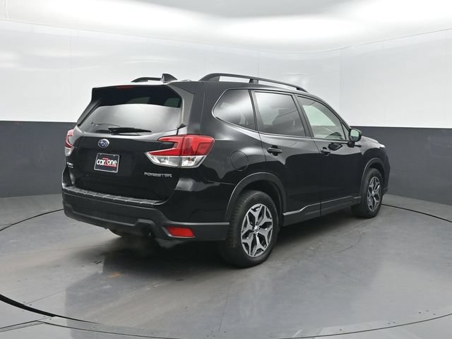 Used 2020 Subaru Forester Premium AWD/4WD image 34