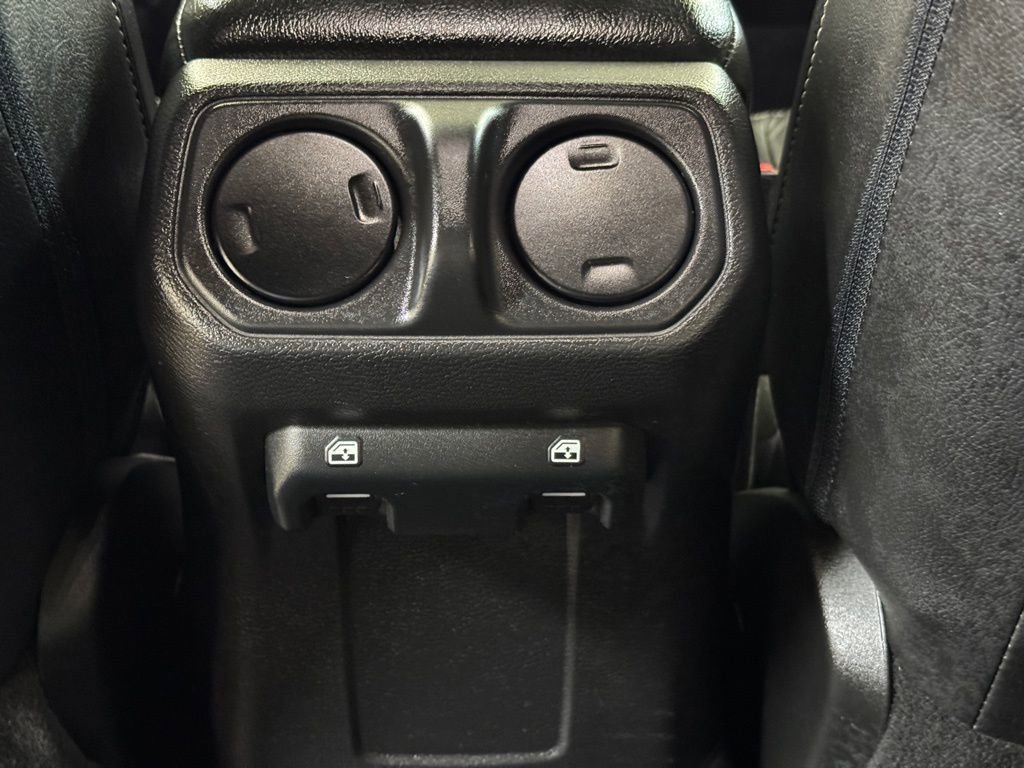 Used 2022 Jeep Wrangler Unlimited Sport image 17