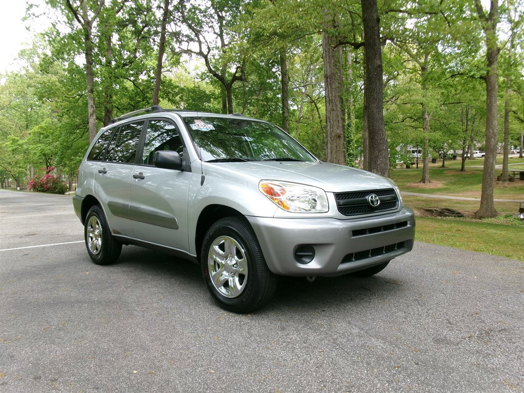 Used 2005 Toyota RAV4 2WD image 3