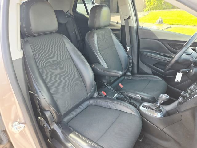 Used 2014 Buick Encore FWD image 18