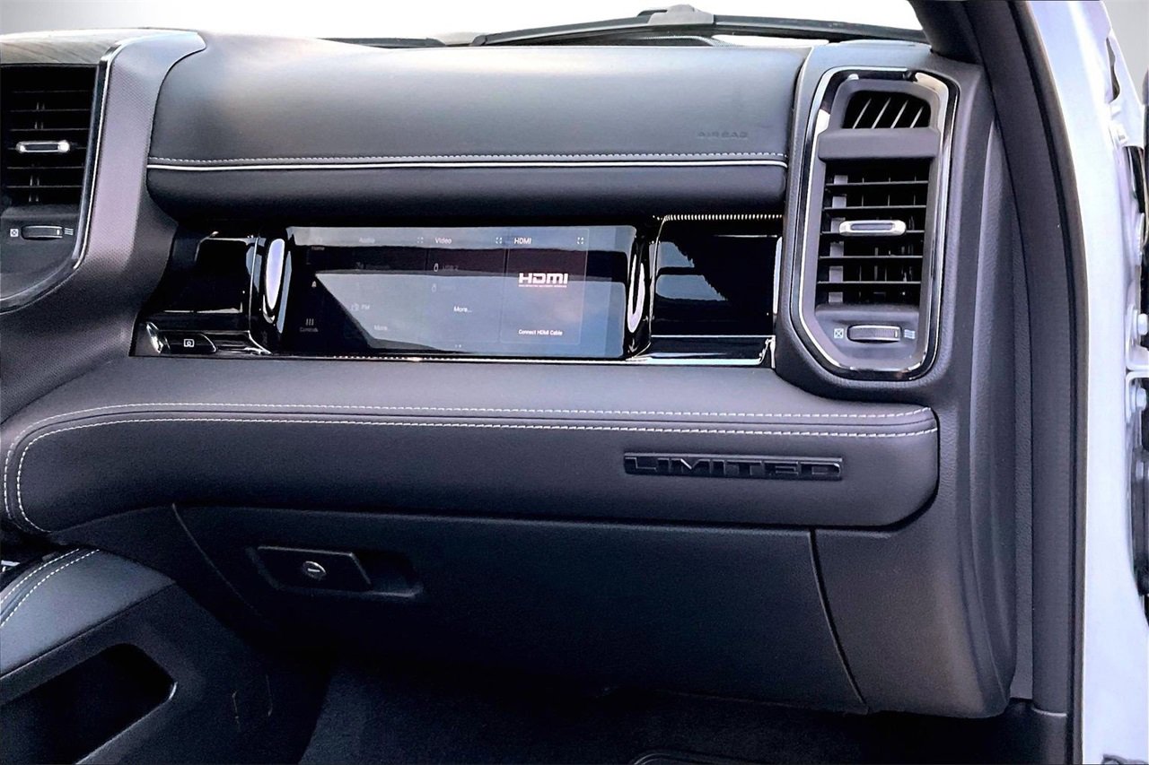 Certified 2025 RAM 1500 Limited w/ Trailer Tow Group image 21