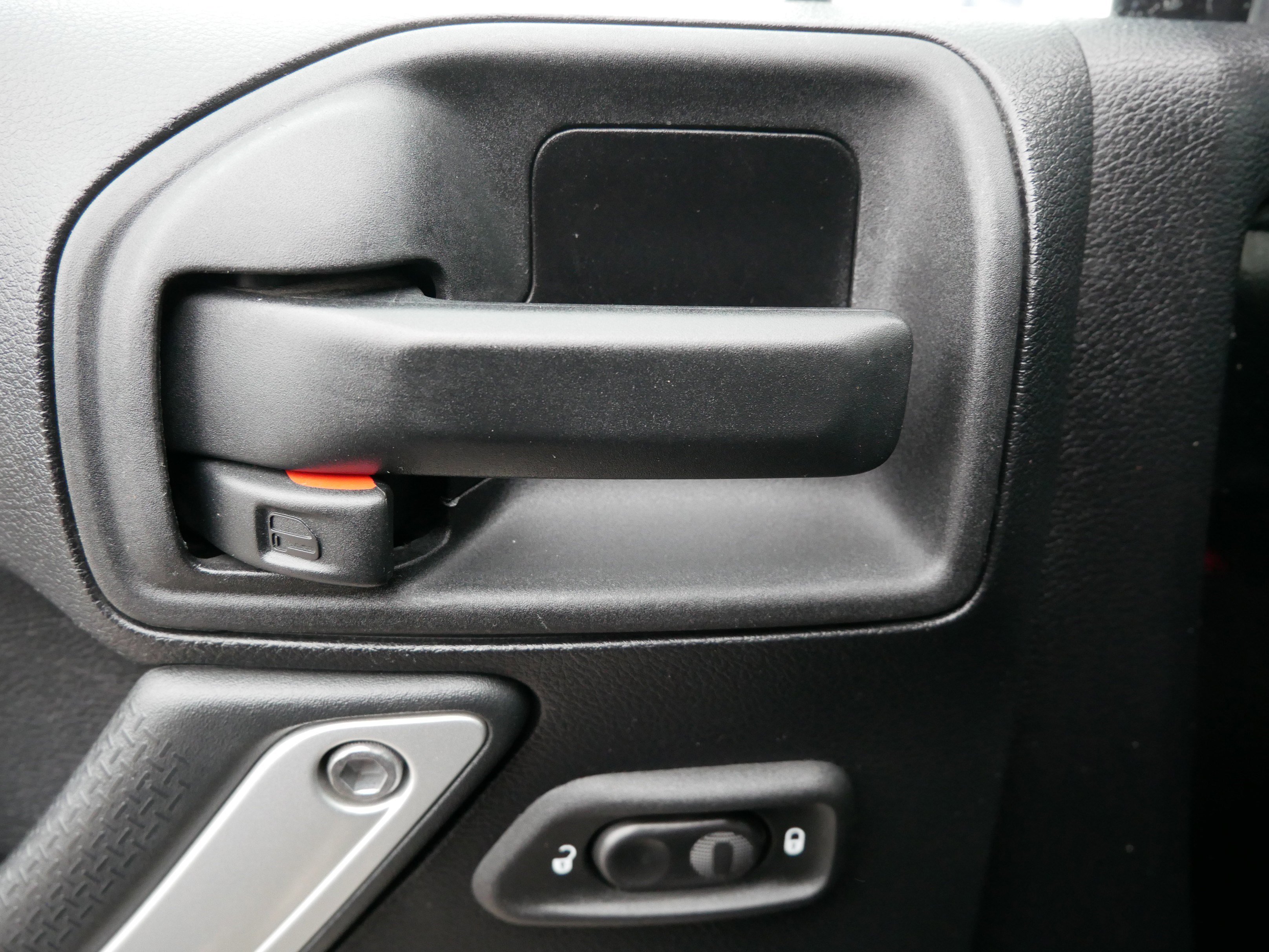 Used 2014 Jeep Wrangler Sahara w/ Dual Top Group image 19