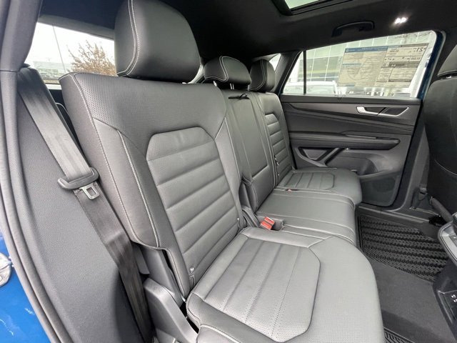 New 2025 Volkswagen Atlas Cross Sport SEL R-Line image 27