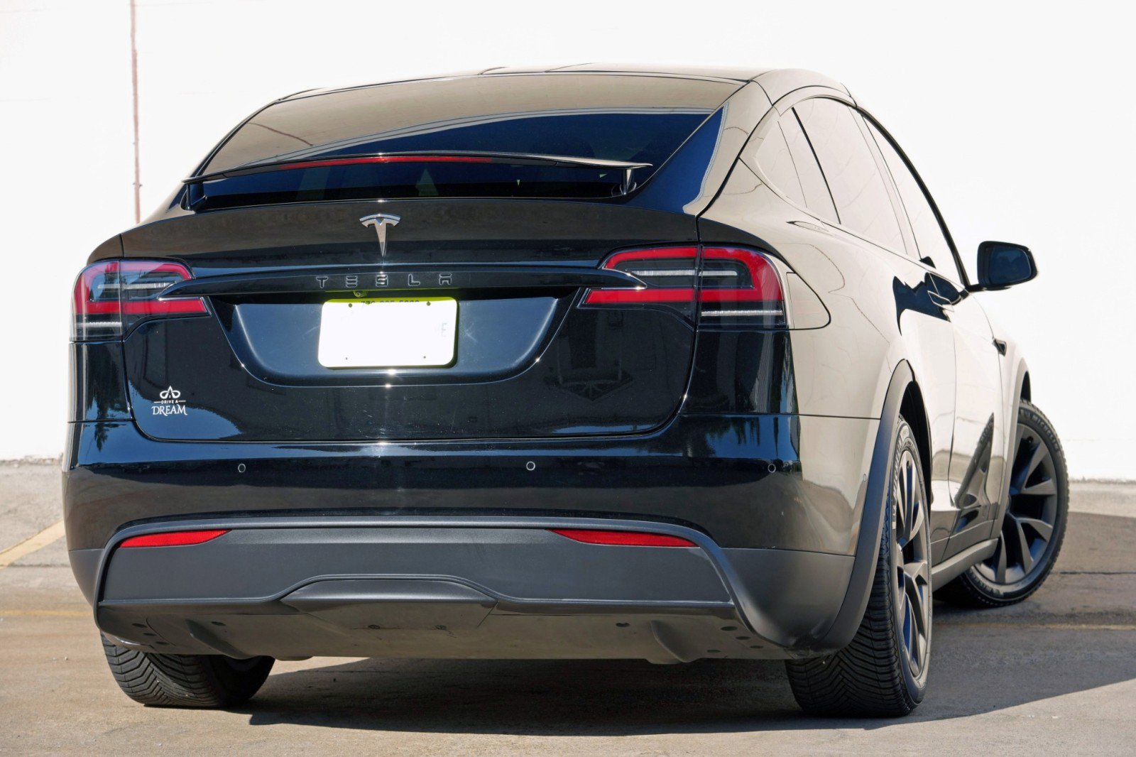 Used 2023 Tesla Model X image 5
