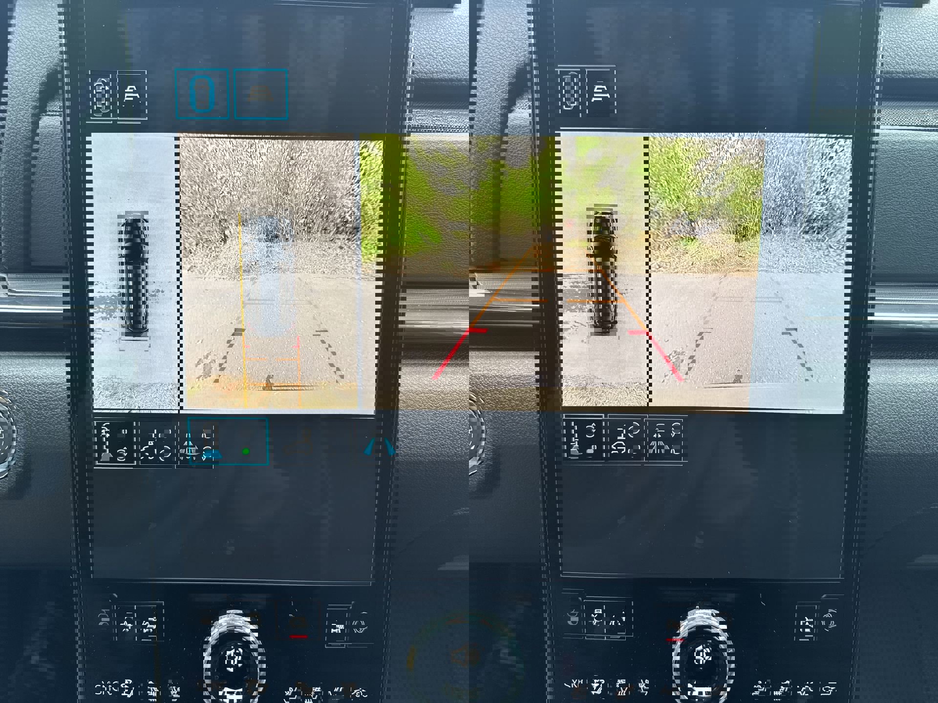 New 2026 GMC Terrain AT4 w/ Convenience Package III image 24