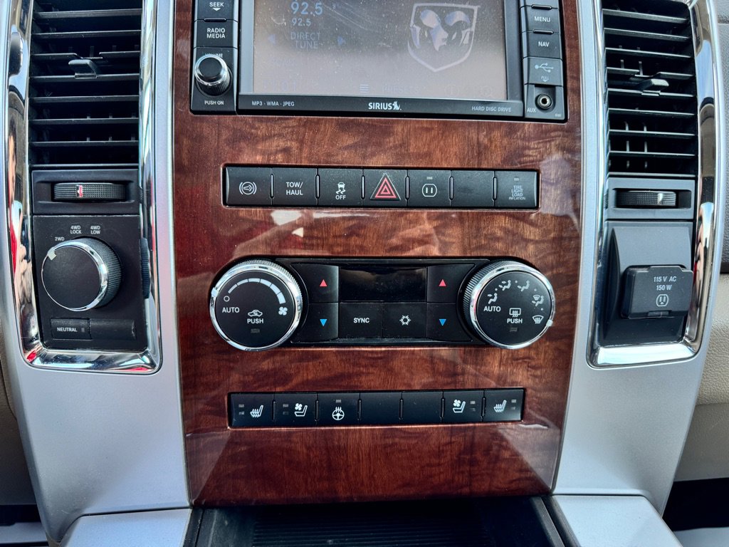 Used 2012 RAM 2500 Laramie w/ Cold Weather Group image 12