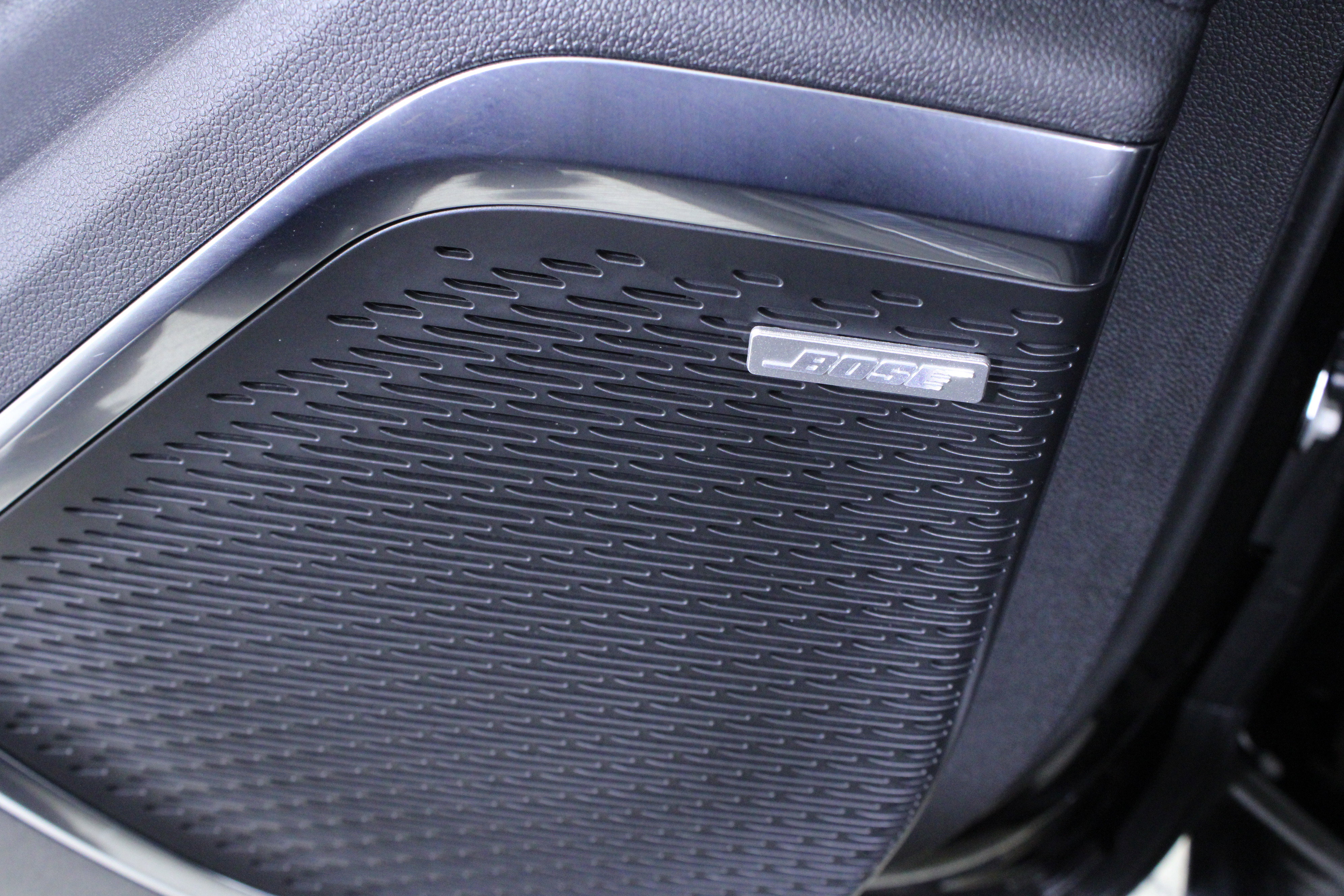 Used 2025 Chevrolet Traverse RS w/ LPO, Floor Liner Package image 22