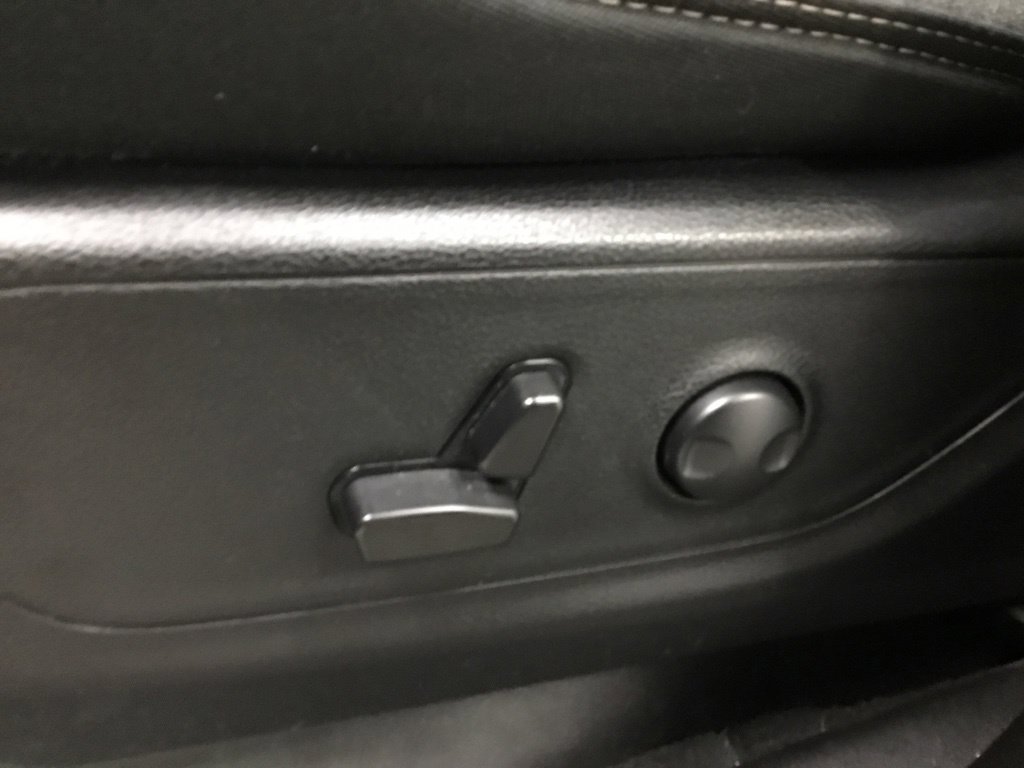 Used 2023 RAM 1500 Big Horn AWD/4WD image 8