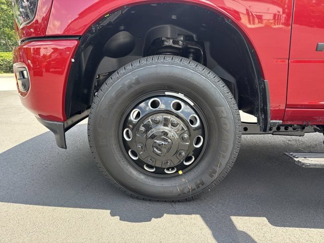New 2026 RAM 3500 Laramie AWD/4WD image 11