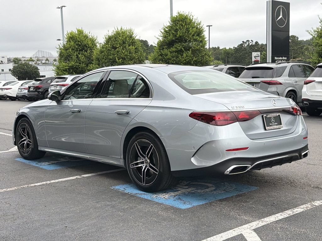 New 2026 Mercedes-Benz E 350 4MATIC Sedan image 5