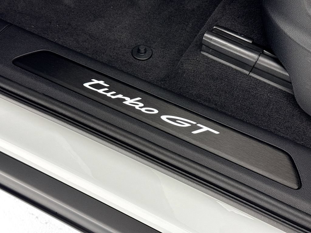 Certified 2026 Porsche Cayenne Turbo GT AWD/4WD image 12
