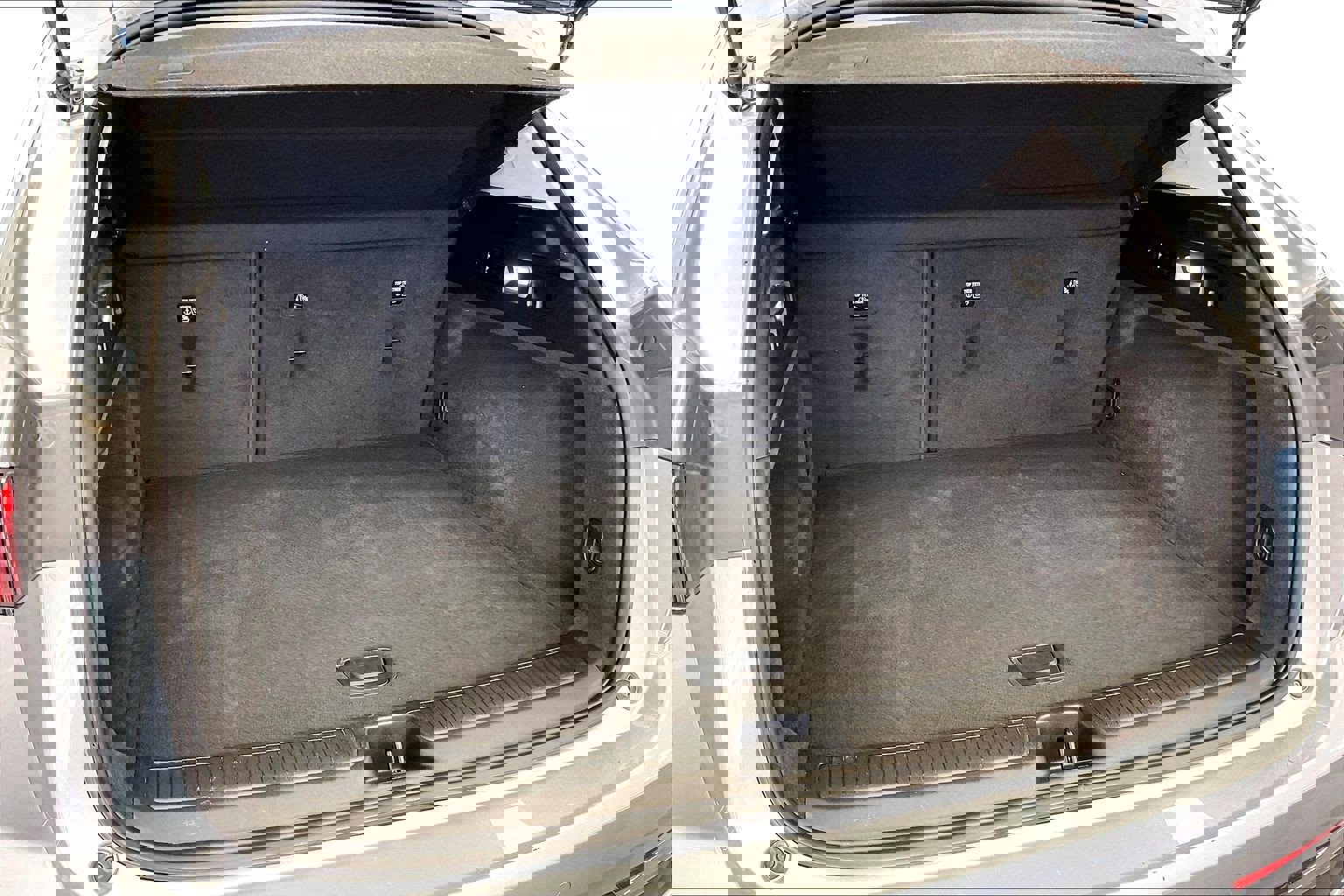 Used 2025 Buick Envision Sport Touring image 27