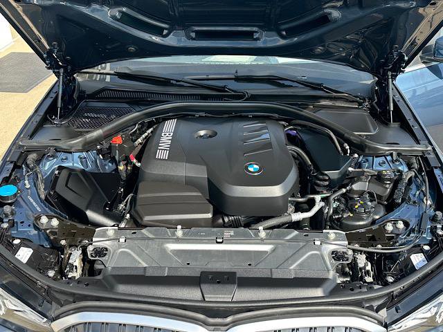 Certified 2025 BMW 330i xDrive Sedan image 14