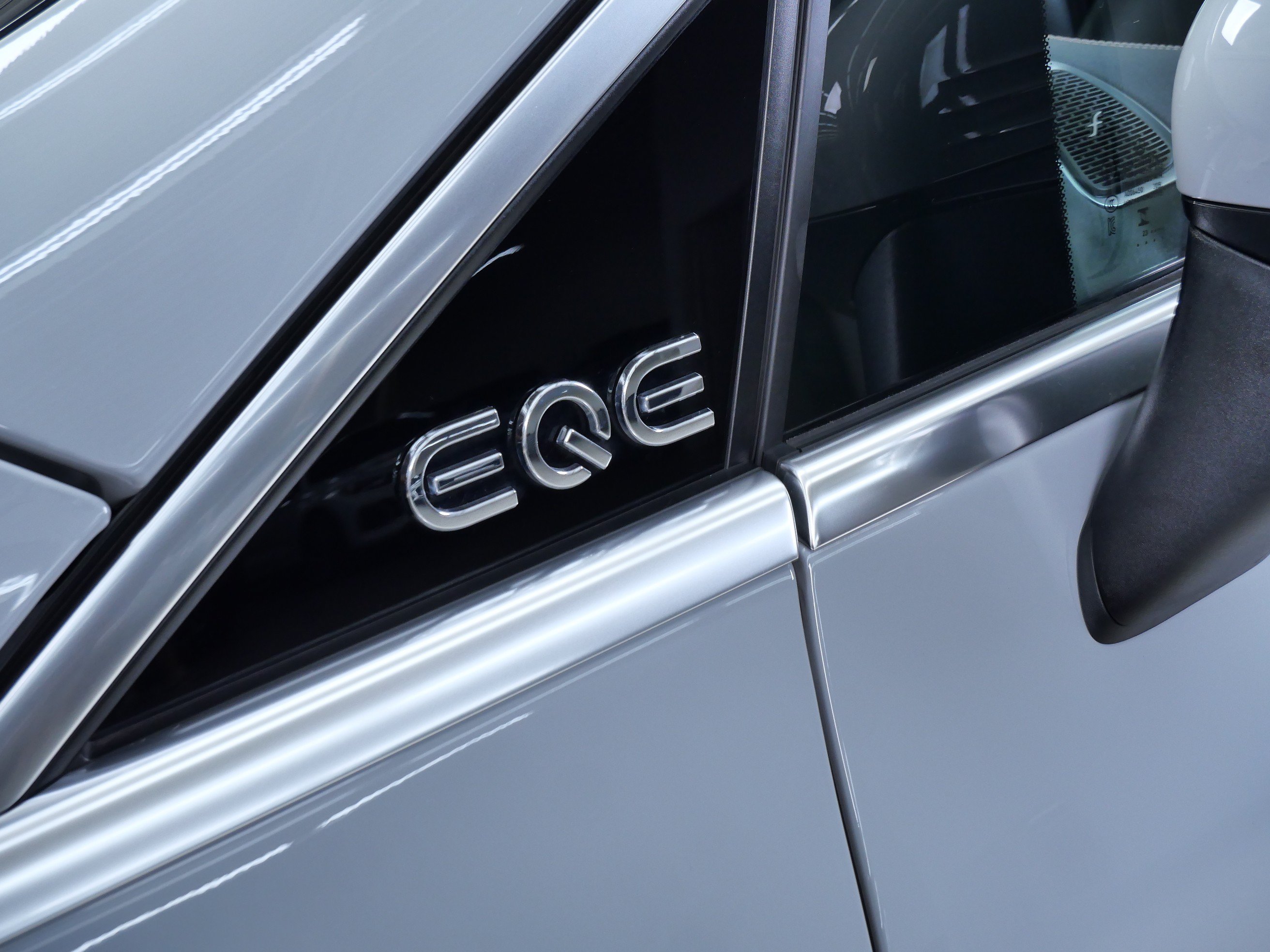 Certified 2023 Mercedes-Benz EQE 350+ 4MATIC SUV w/ AMG Line Exterior Package image 14