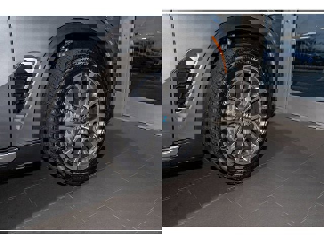 New 2026 BMW X5 xDrive50e w/ Climate Comfort Package image 47