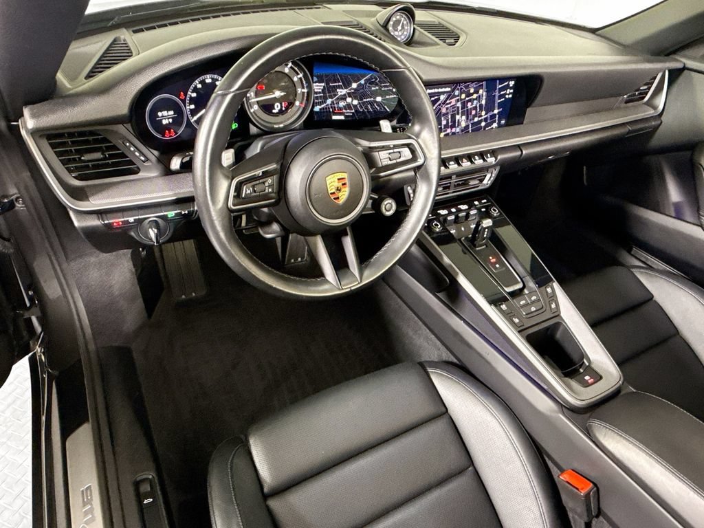 Certified 2023 Porsche 911 Carrera RWD image 4