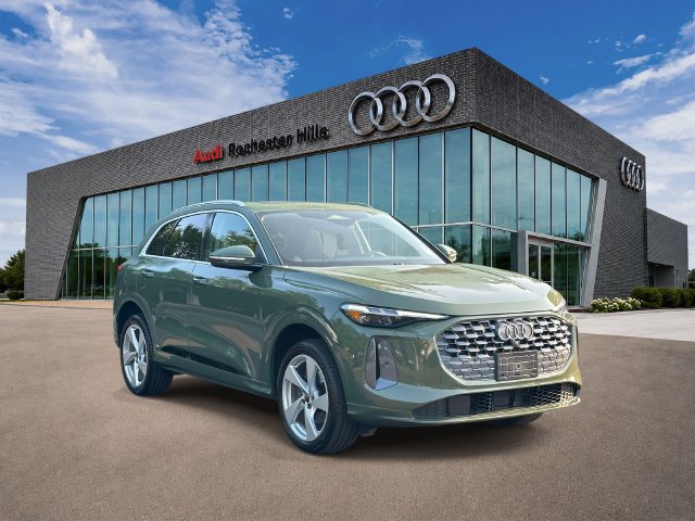 Certified 2025 Audi Q5 Premium Plus w/ Premium Plus AWD/4WD image 7
