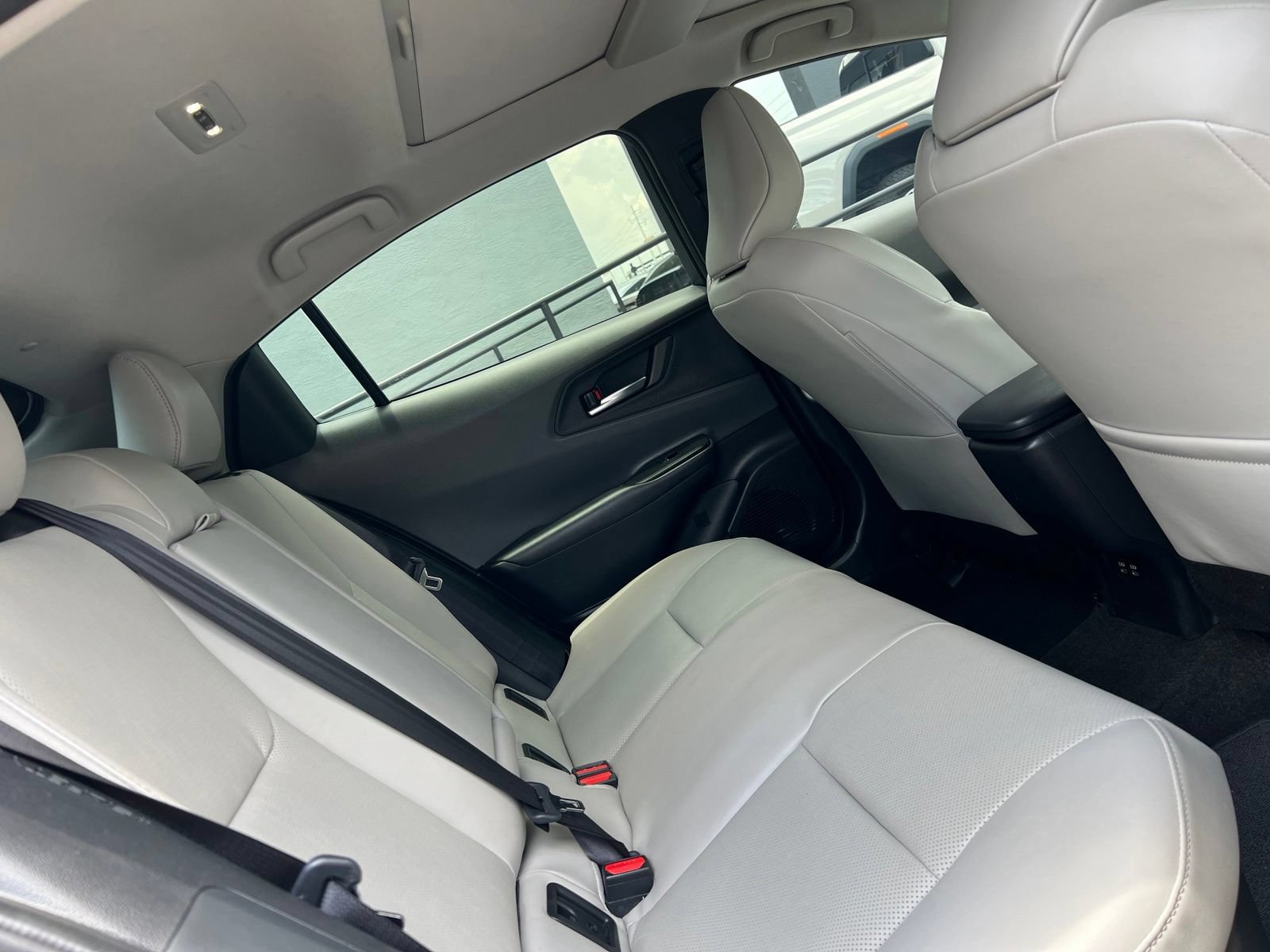 Used 2025 Toyota Prius Limited FWD image 53