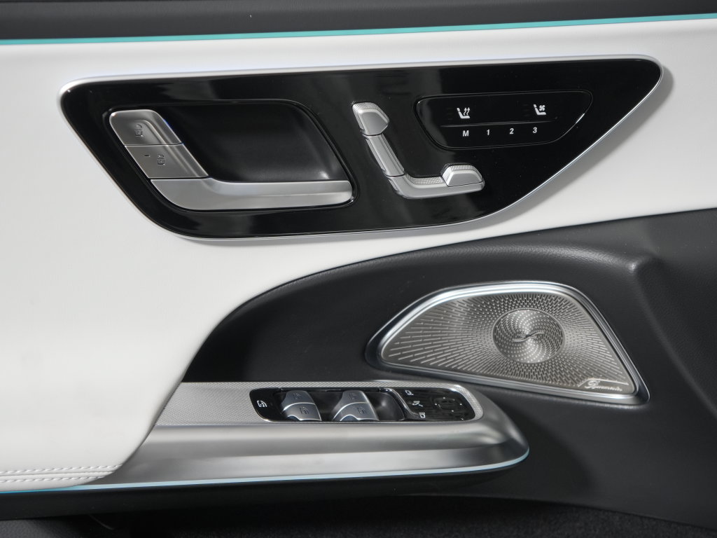 New 2027 Mercedes-Benz E 53 AMG e 4MATIC Sedan image 26