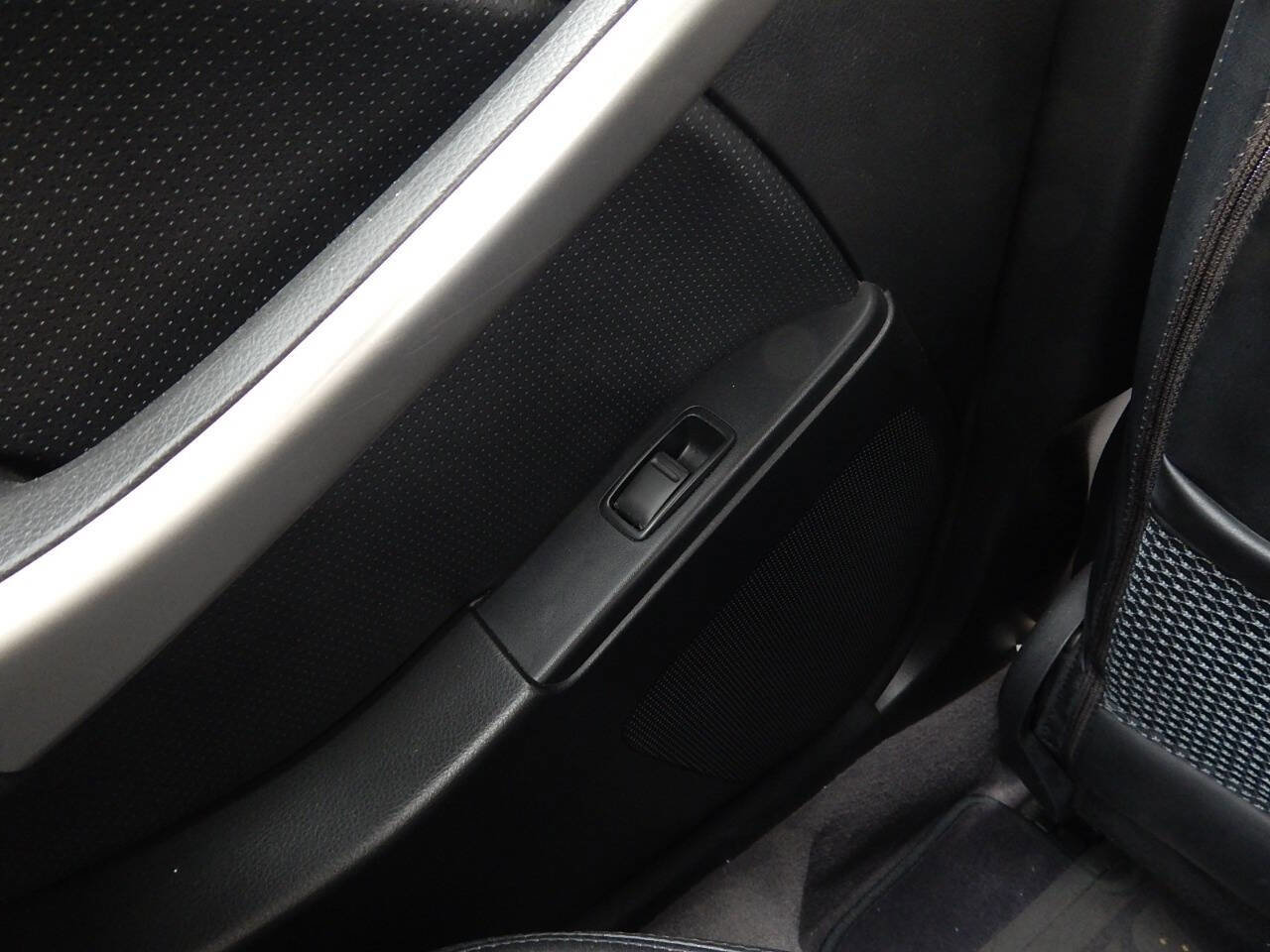 Used 2004 INFINITI G35 Sedan w/ Sport-Tuned Suspension Pkg image 22