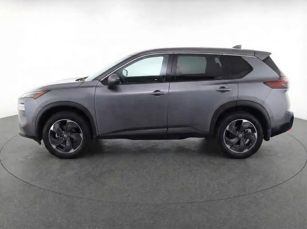 Used 2026 Nissan Rogue SV image 6