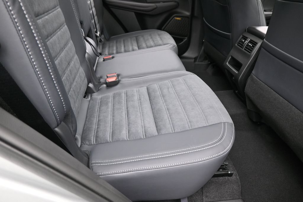 New 2026 Mitsubishi Outlander SE FWD image 45