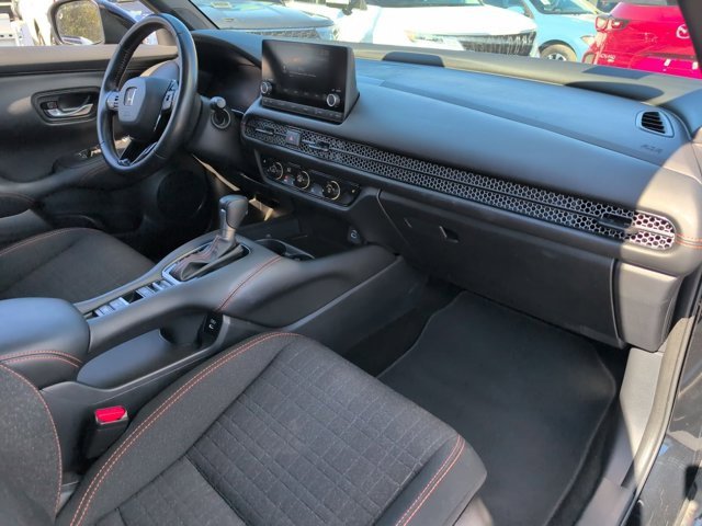 Used 2025 Honda HR-V Sport image 28