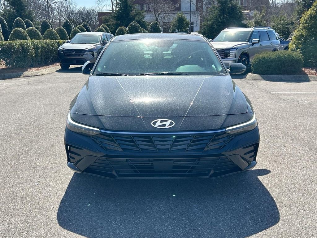 New 2026 Hyundai Elantra Limited image 2