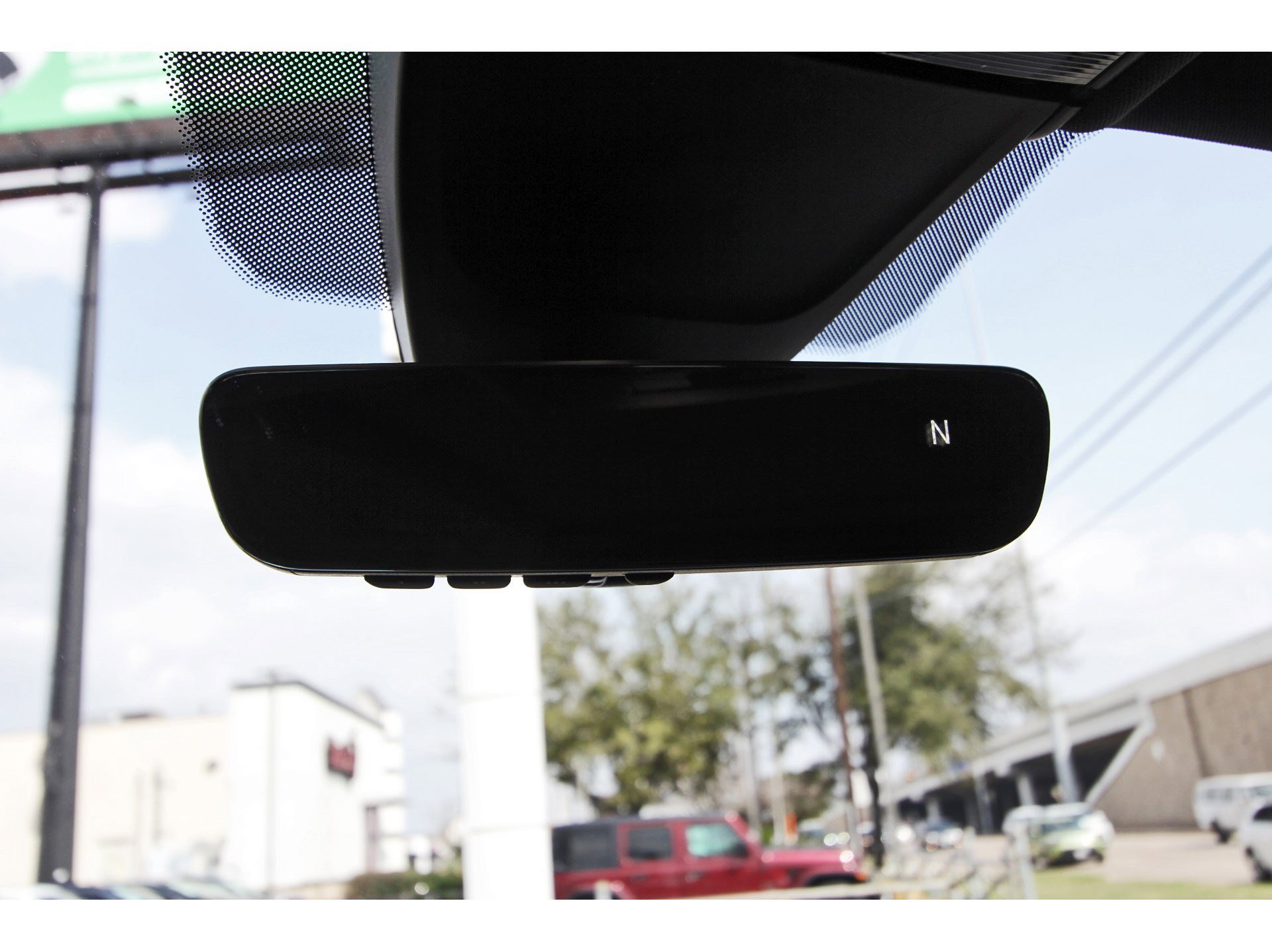 Used 2022 Volkswagen Tiguan SEL R-Line image 24