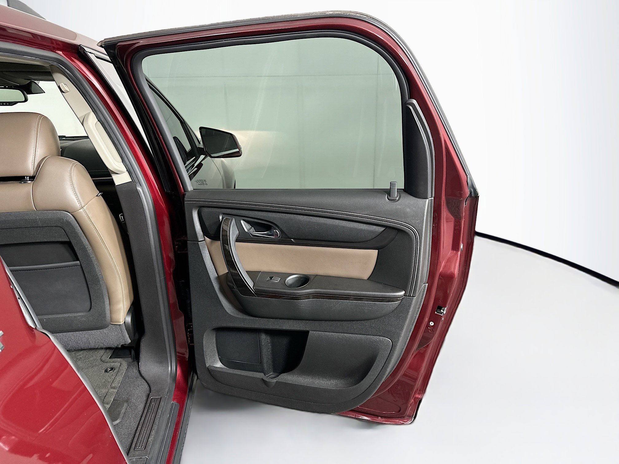 Used 2015 GMC Acadia SLT w/ Open Road Package image 32