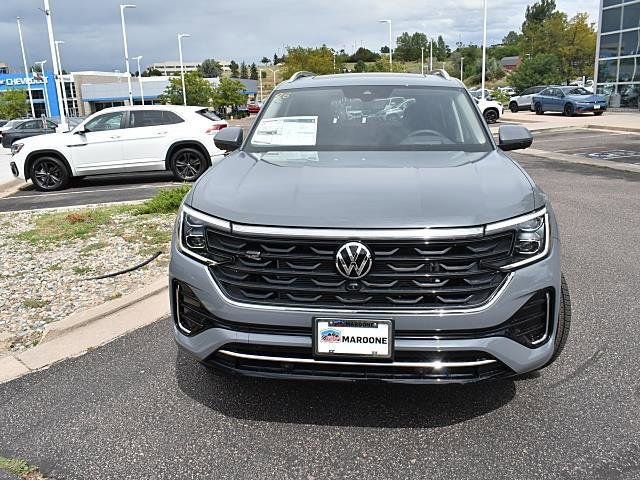 New 2026 Volkswagen Atlas SEL Premium R-Line image 2
