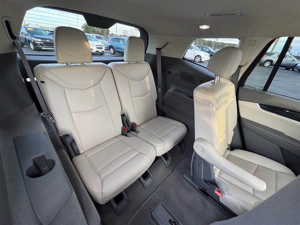 Used 2020 Cadillac XT6 Premium Luxury image 29