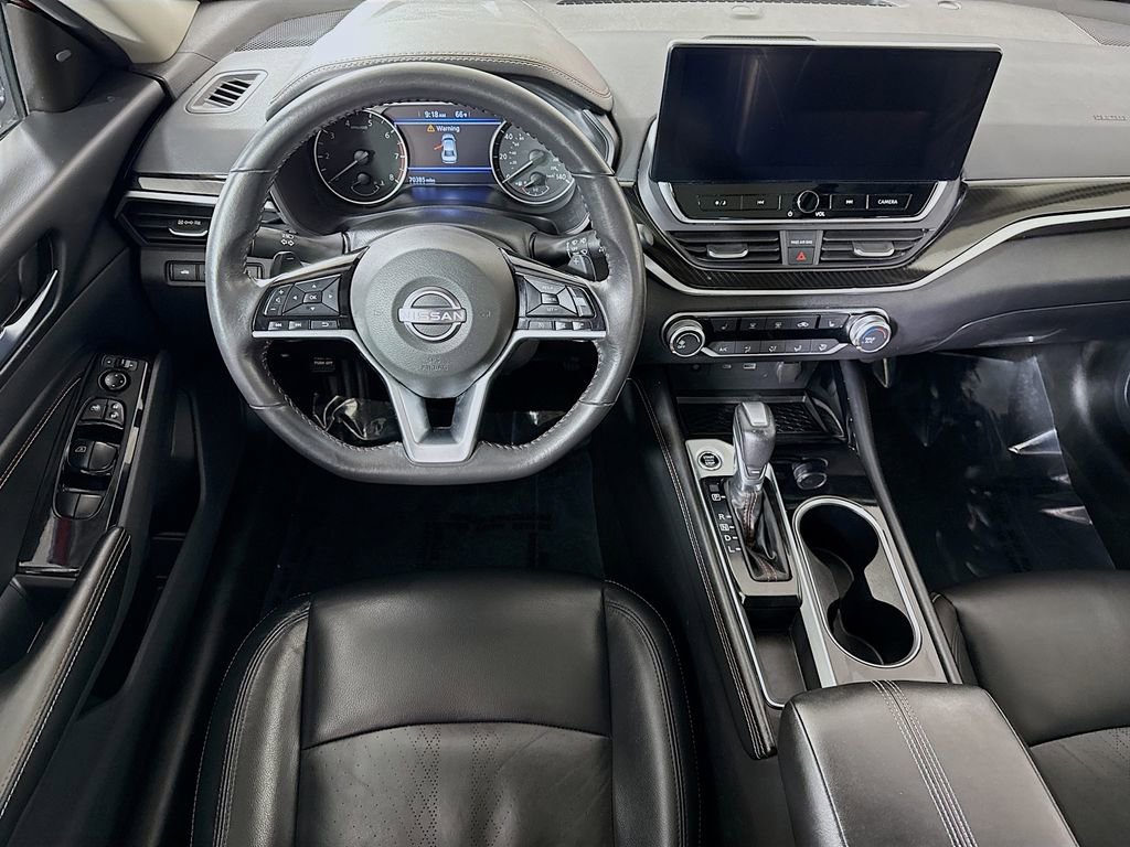 Certified 2023 Nissan Altima 2.5 SR w/ SR Premium Package FWD image 4