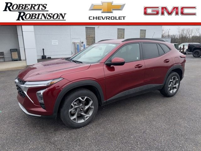 Used 2025 Chevrolet Trax LT w/ LT Convenience Package image 1