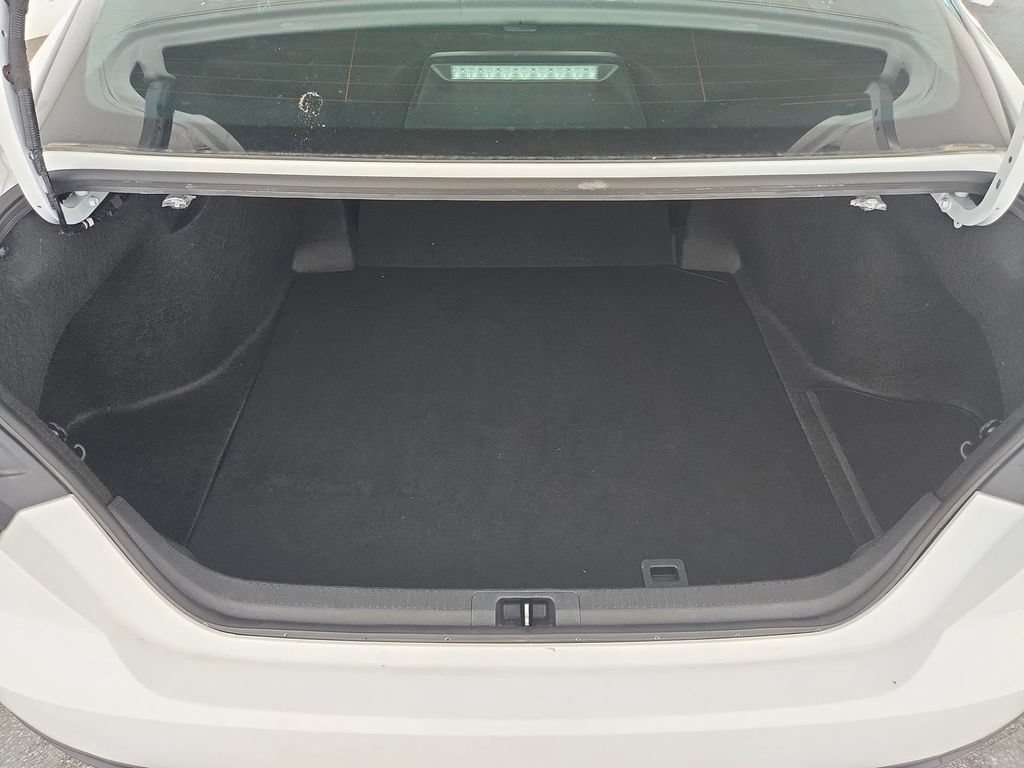 Used 2025 Toyota Camry LE FWD image 31