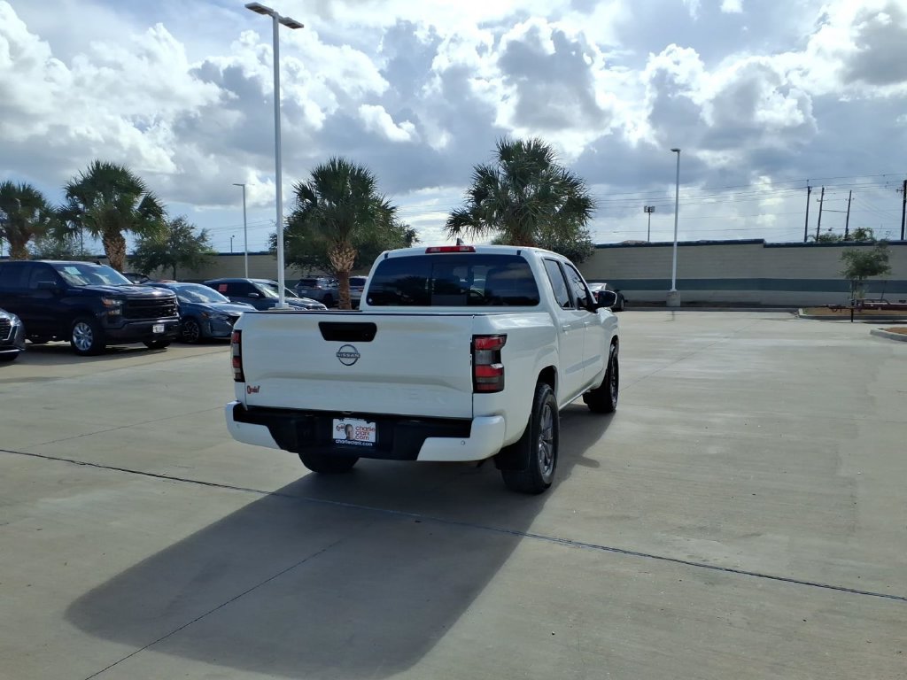 Used 2025 Nissan Frontier SV RWD image 5